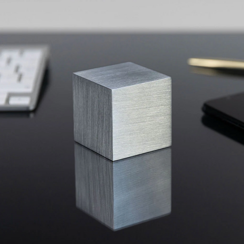 1 kg Aluminium Cube (~69mm x 69mm x 69mm)